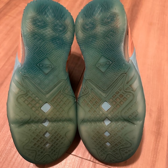 Lebron 18 low space jam Lola bunny - Picture 4 of 4